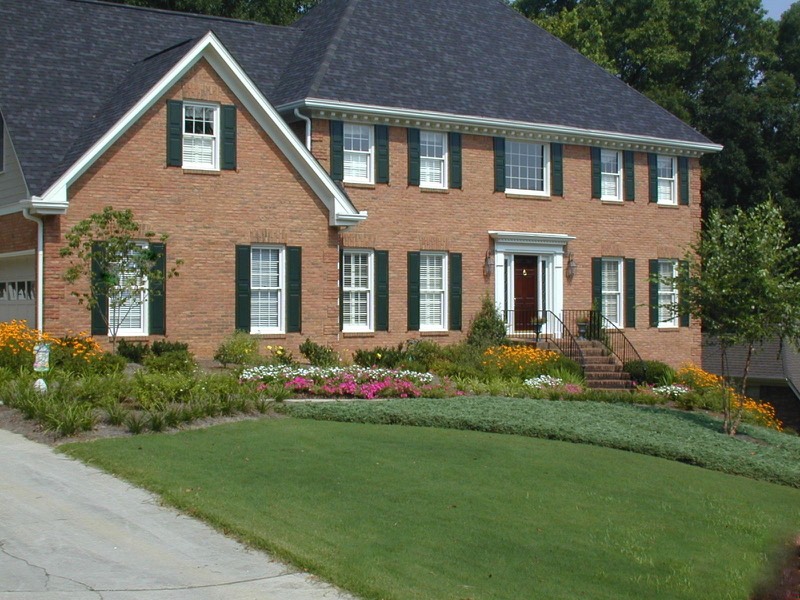 Front yard perennials for curb appeal